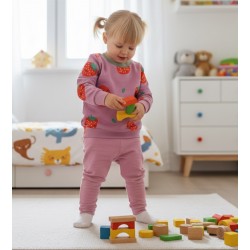 Conjunto sudadera y...